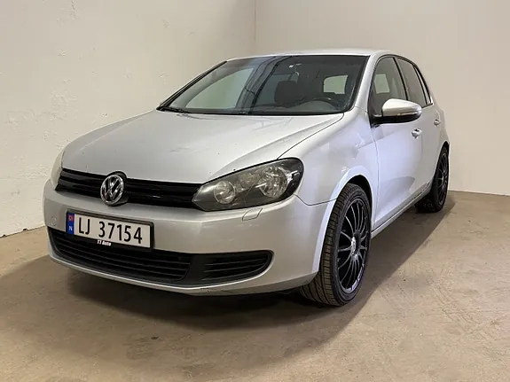 Volkswagen Golf Vi 2010 photo 2