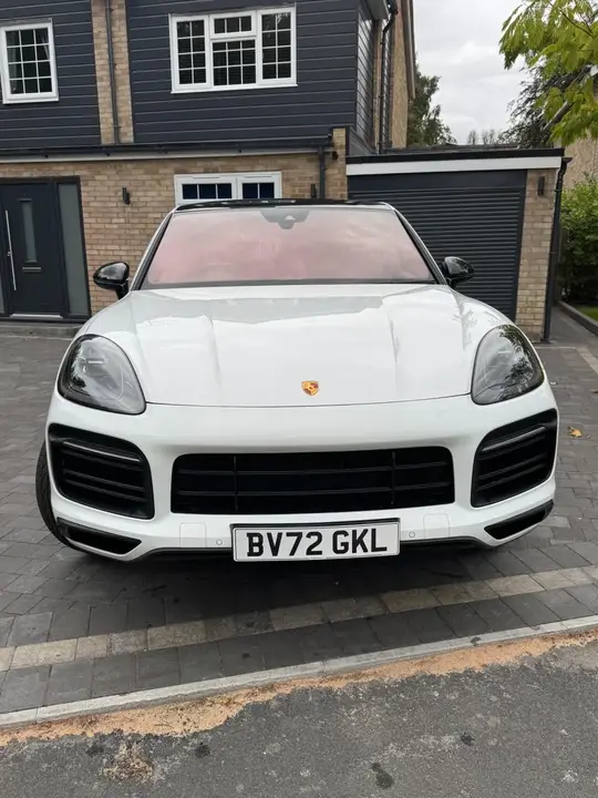 Porsche Cayenne 2022 photo 2