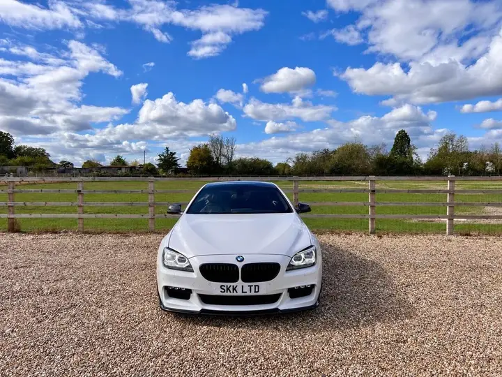 BMW 6 Series 2012 photo 2