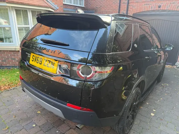 Land Rover Discovery Sport 2018 photo 5