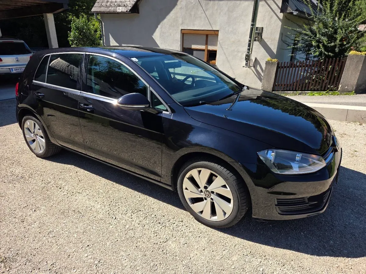 Volkswagen Golf 2013 photo 2