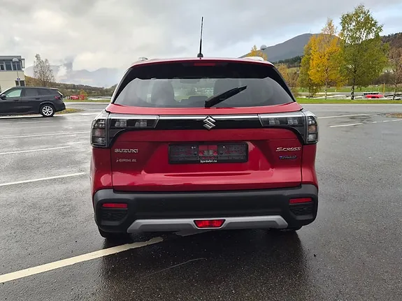Suzuki S-Cross 2024 photo 5
