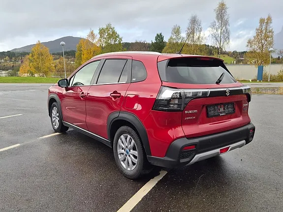 Suzuki S-Cross 2024 photo 4
