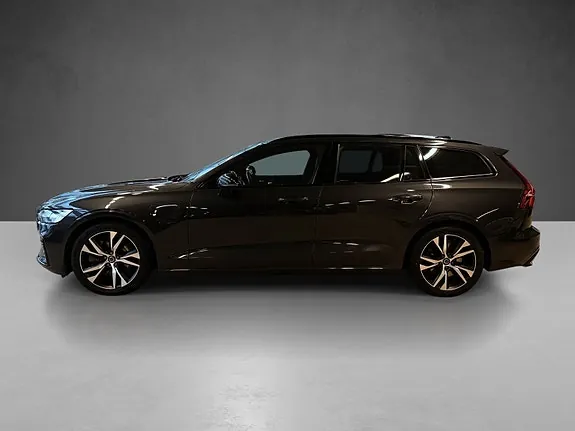 Volvo V60 2019 photo 2