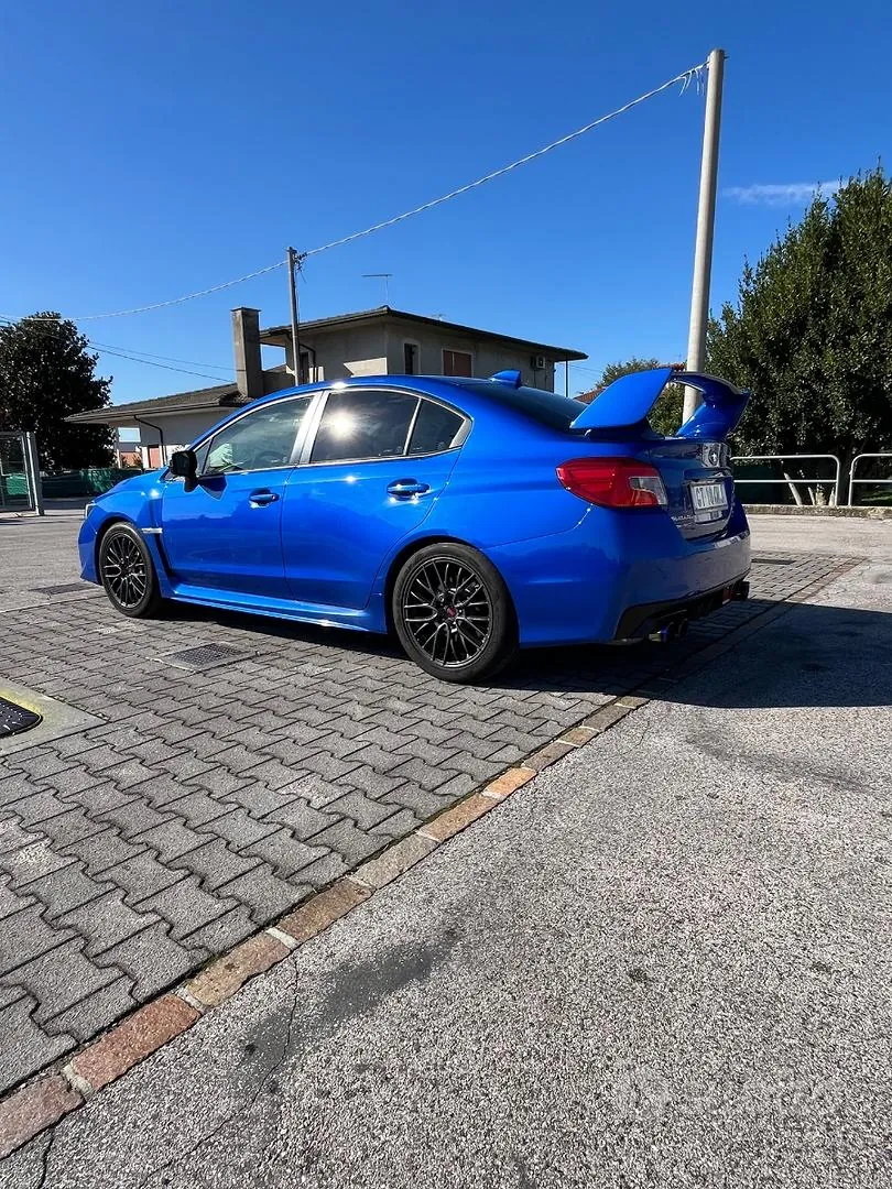 Subaru Wrx Sti 2017 photo 4