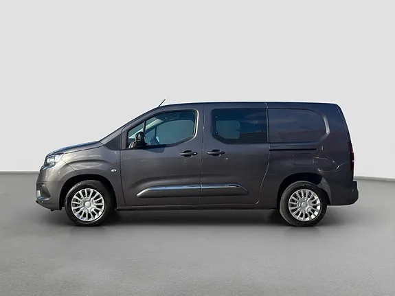 Toyota Proace City 2023 photo 2