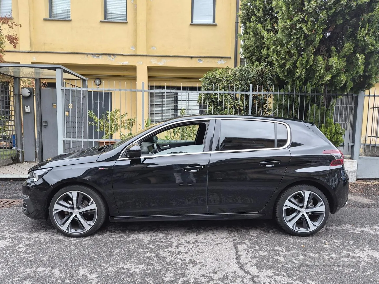 Peugeot 308 2019 photo 4