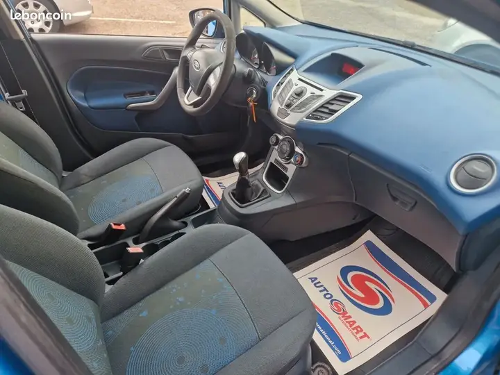 Ford Fiesta 2009 photo 3