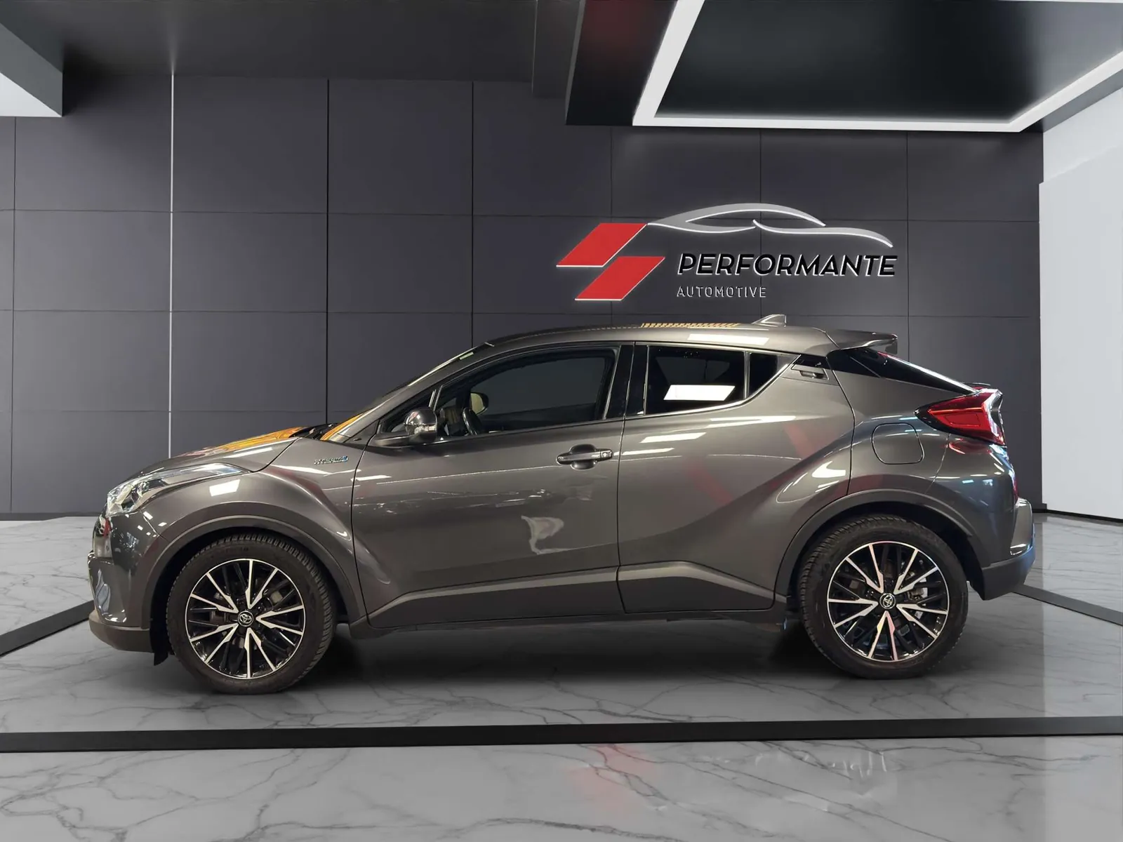 Toyota C-Hr 2018 photo 4