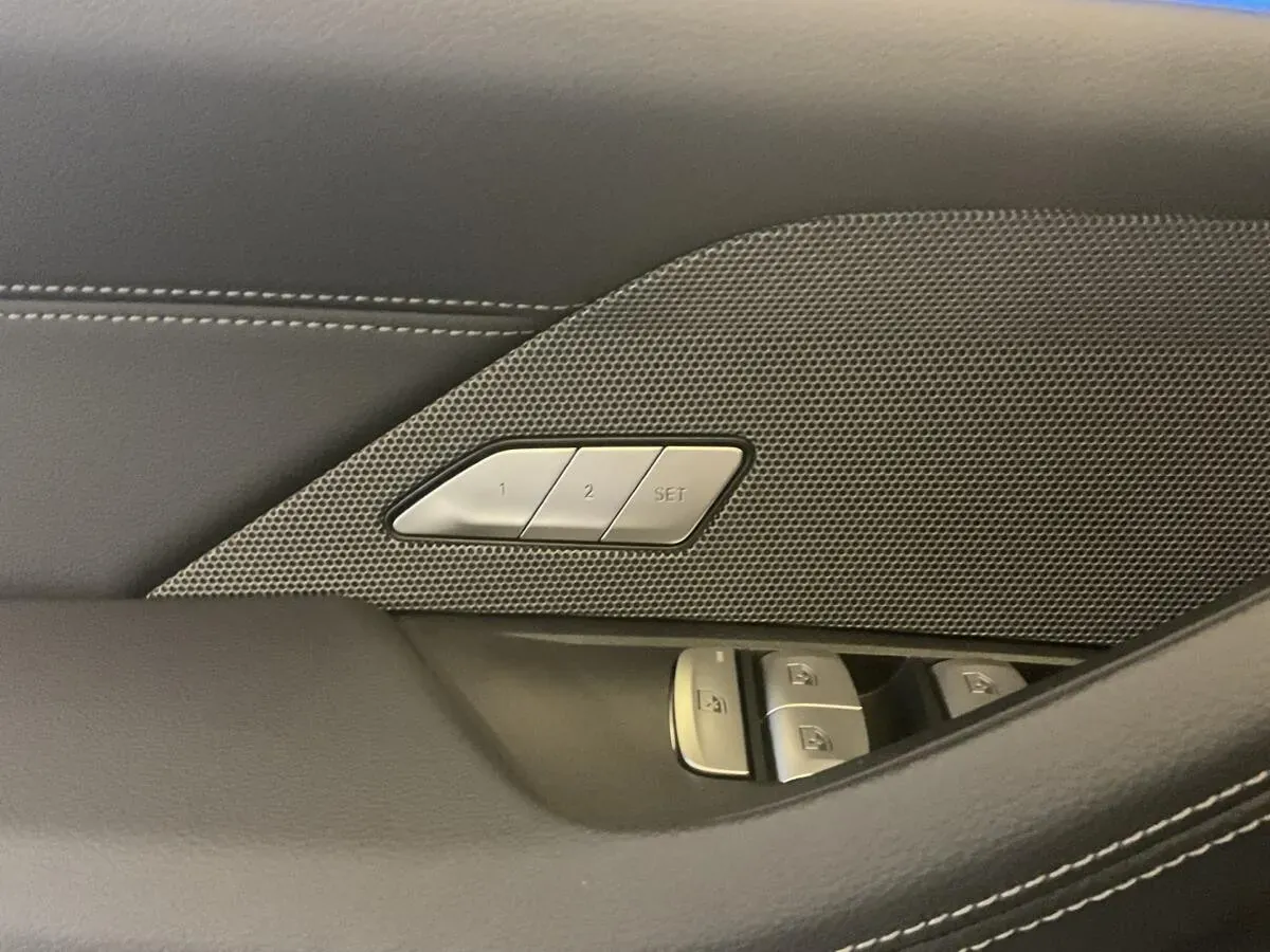 BMW I4 Gran Coupe photo 3