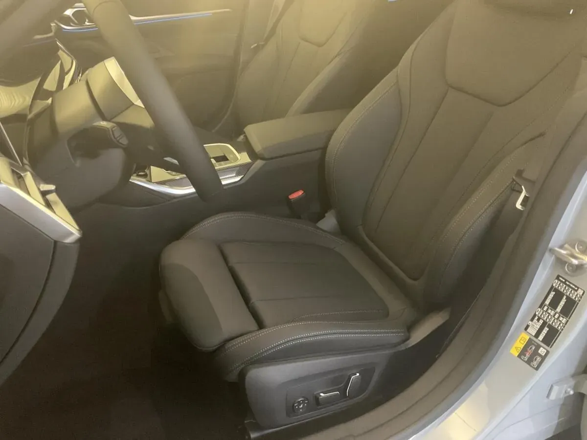 BMW I4 Gran Coupe photo 2