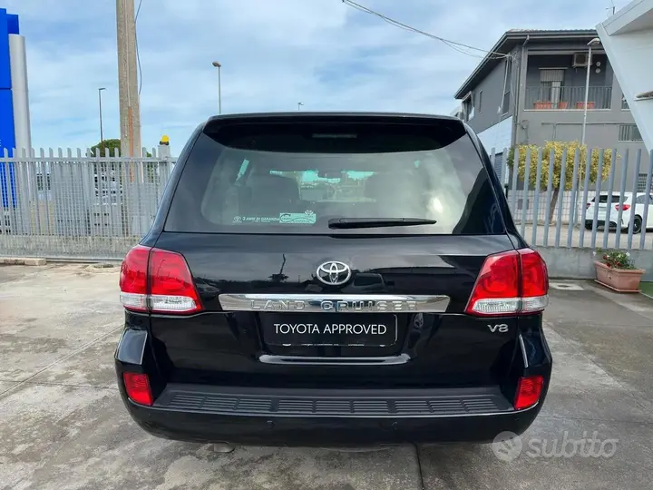 Toyota Land Cruiser 2009 photo 5