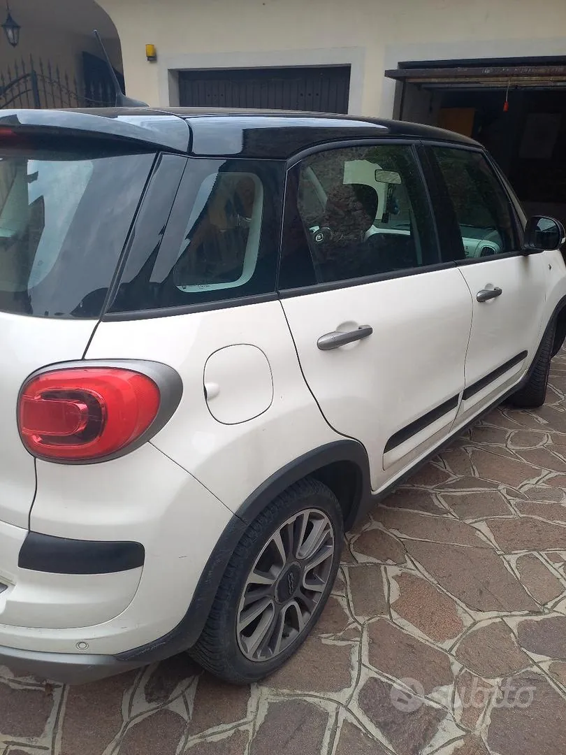 Fiat 500L 2019 photo 2