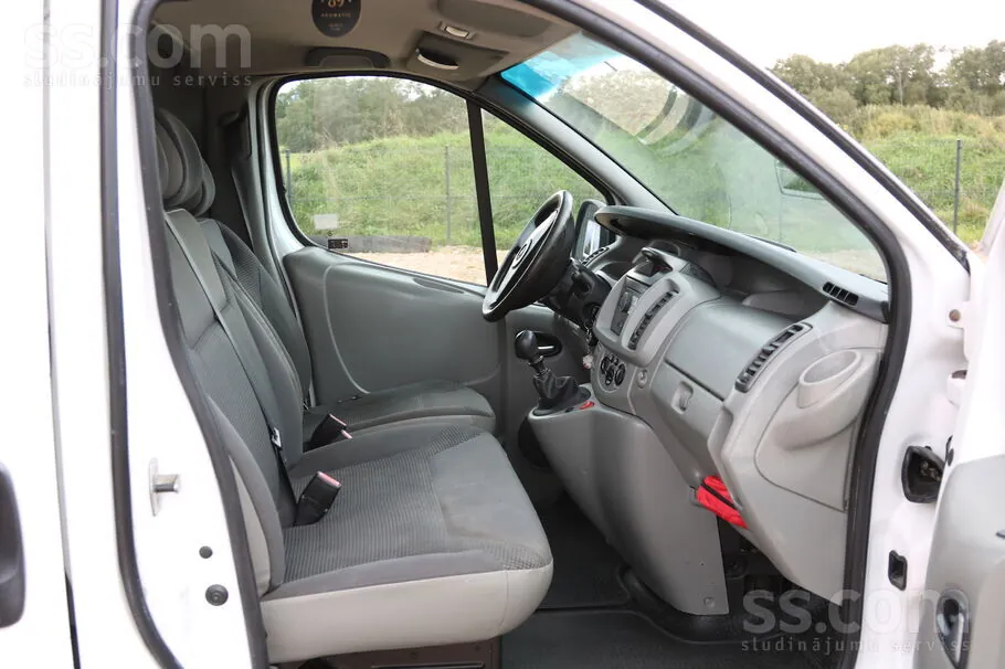 Opel Vivaro 2008 photo 5