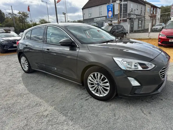 Ford Focus 2019 photo 5