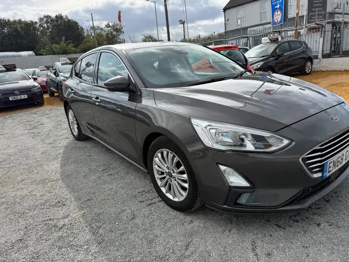 Ford Focus 2019 photo 4
