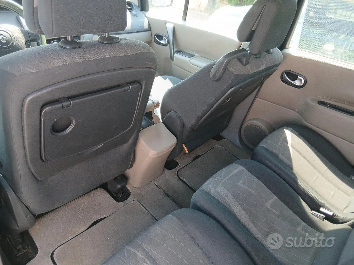 Renault Scenic 2005 photo 4