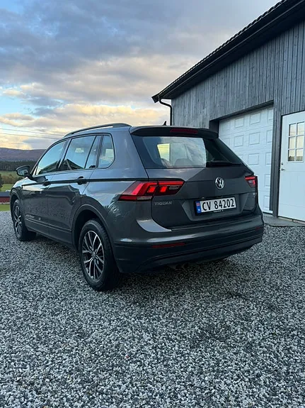 Volkswagen Tiguan 2017 photo 2