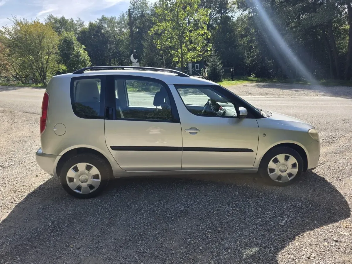 Skoda Roomster 2007 photo 3