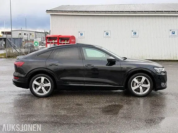 Audi E-Tron 2021 photo 4