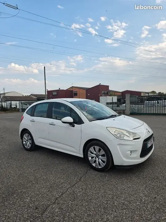 Citroen C3 2013 photo 2
