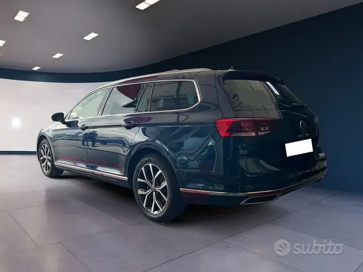 Volkswagen Passat 2023 photo 5