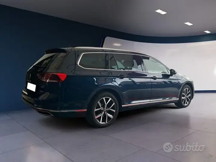 Volkswagen Passat 2023 photo 4