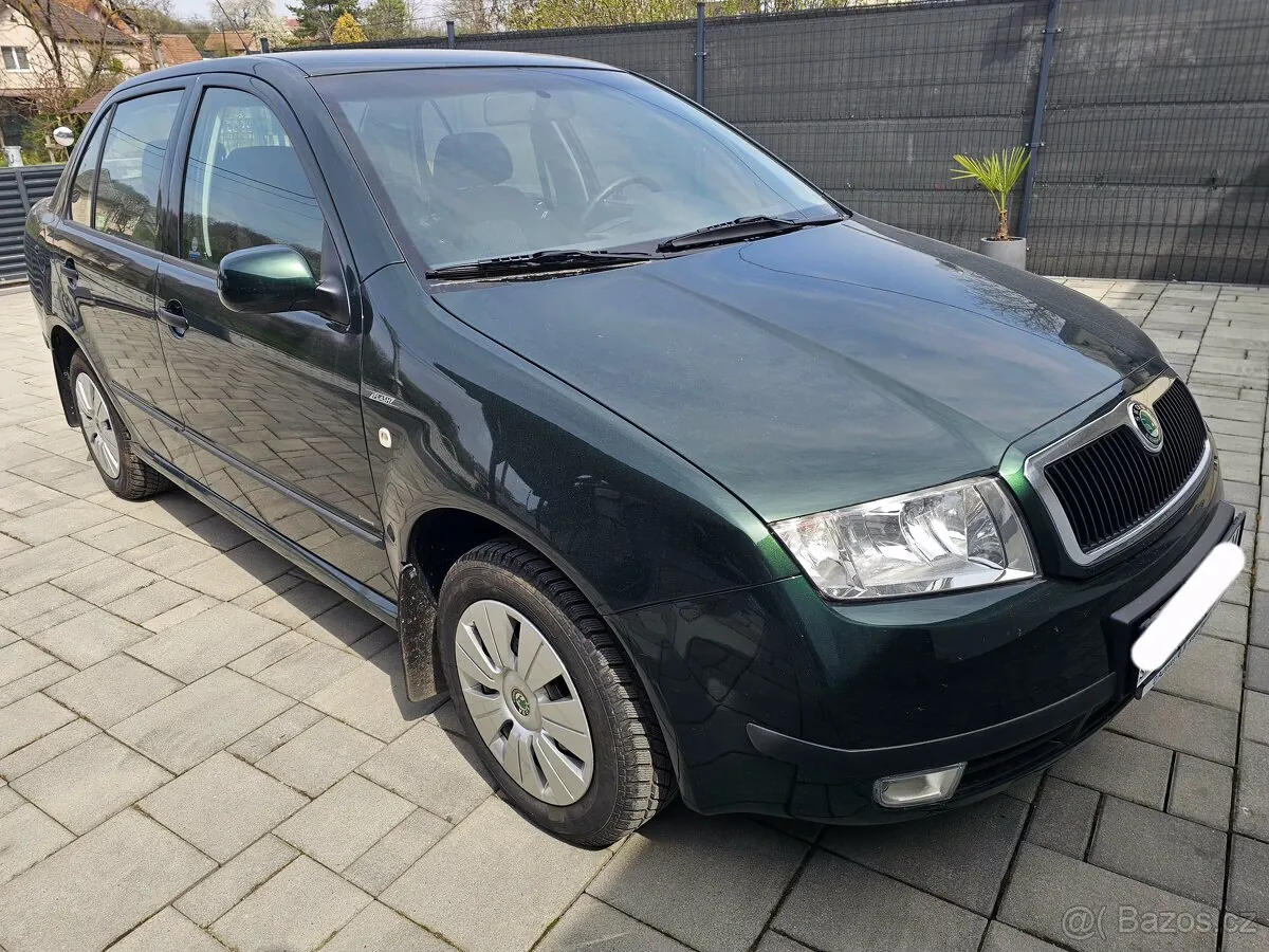 Skoda Fabia 2004 photo 2