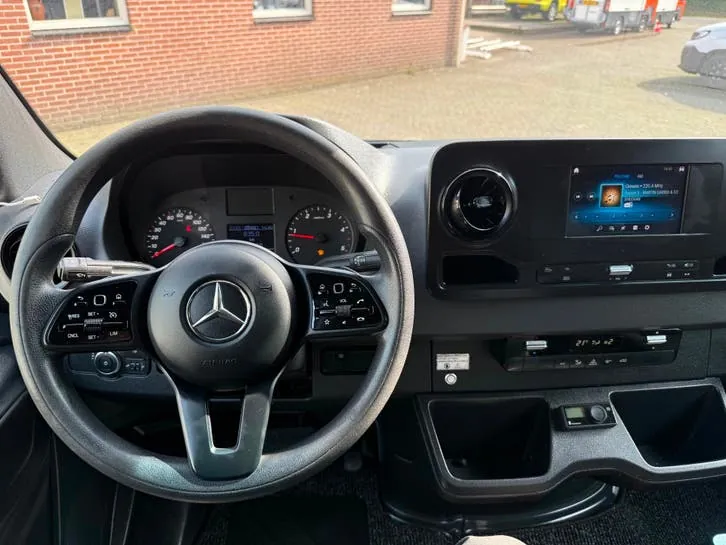 Mercedes-Benz Sprinter 2019 photo 3