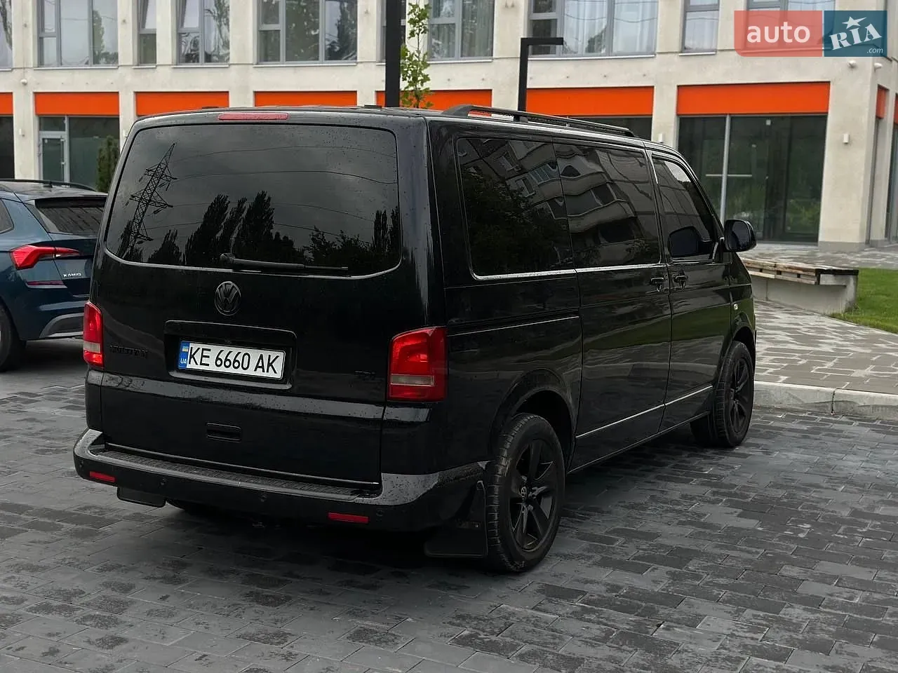 Volkswagen Multivan 2011 photo 3