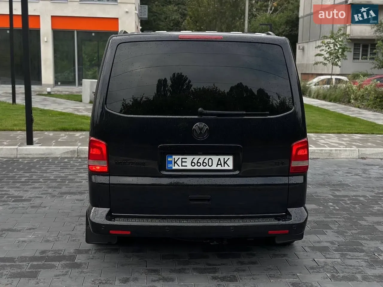 Volkswagen Multivan 2011 photo 5