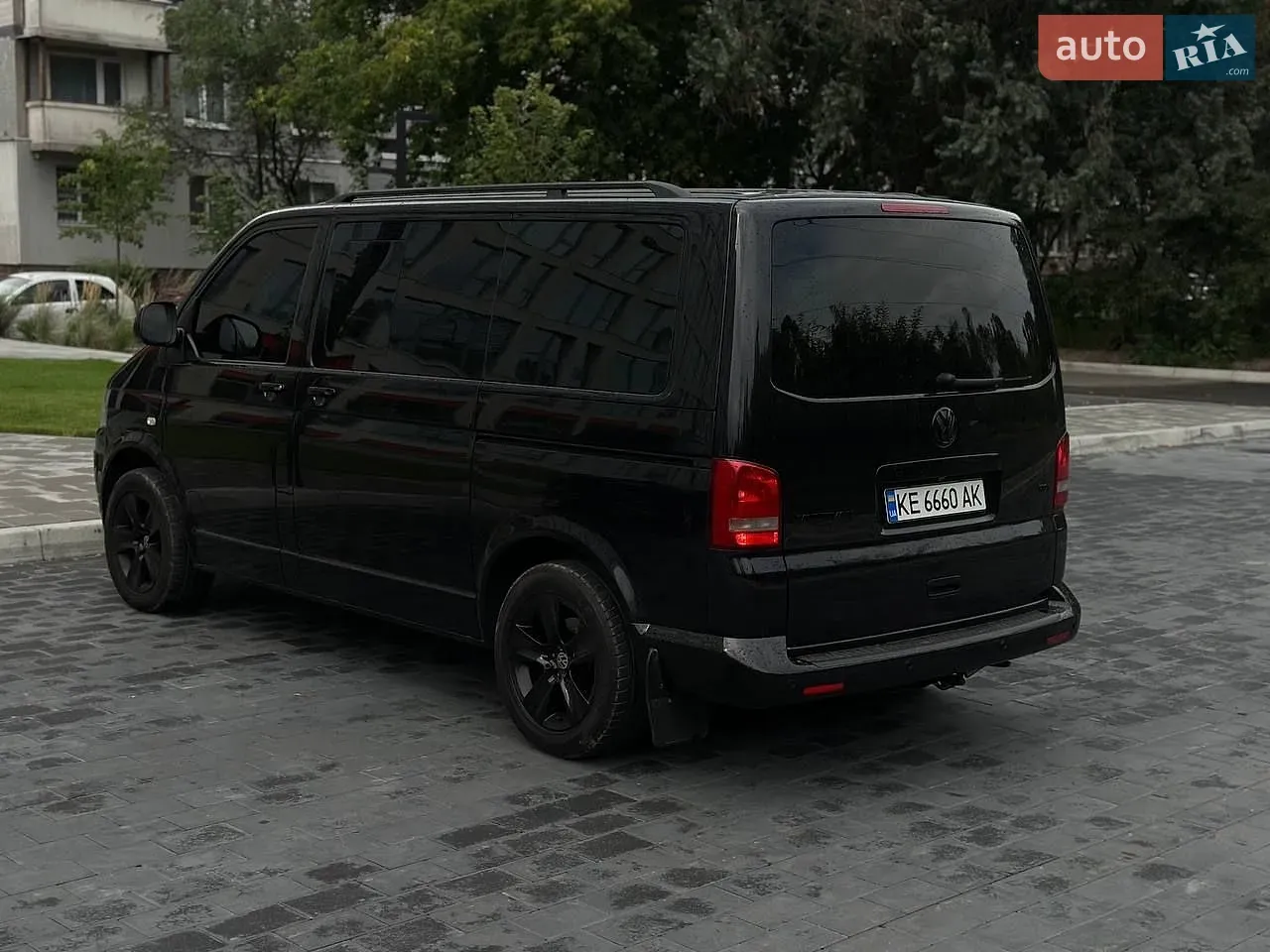 Volkswagen Multivan 2011 photo 4