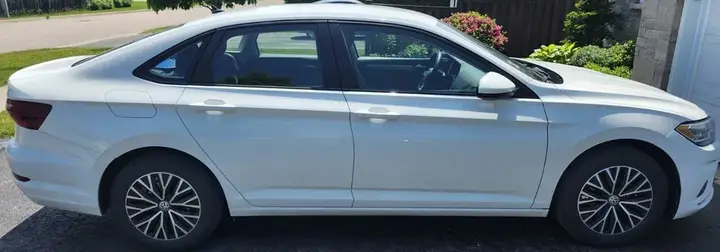 Volkswagen Jetta 2021 photo 2