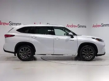 Toyota Highlander 2024 photo 4