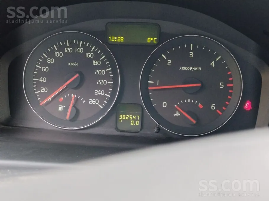 Volvo V50 2010 photo 3