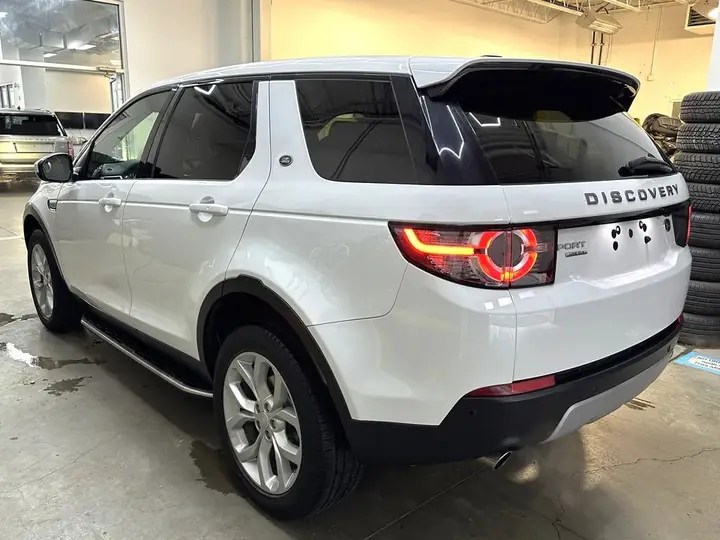 Land Rover Discovery Sport 2015 photo 3
