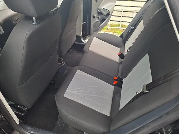 Seat Ibiza 2013 photo 5