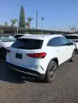 Mercedes-Benz Gla 2023 photo 4