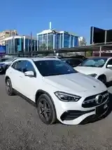 Mercedes-Benz Gla 2023 photo 3