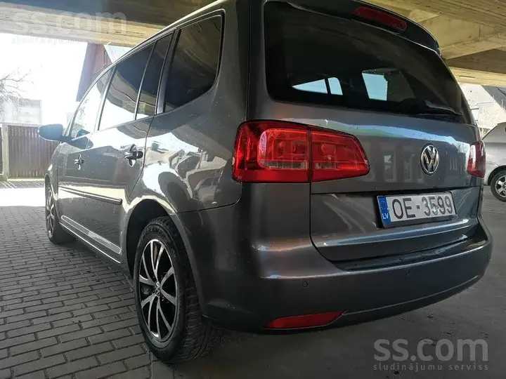 Volkswagen Touran