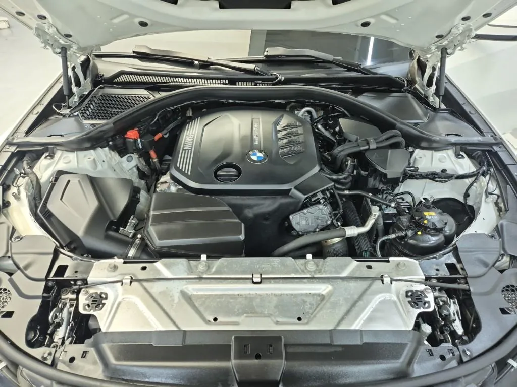 BMW 3 Series 2020 photo 5