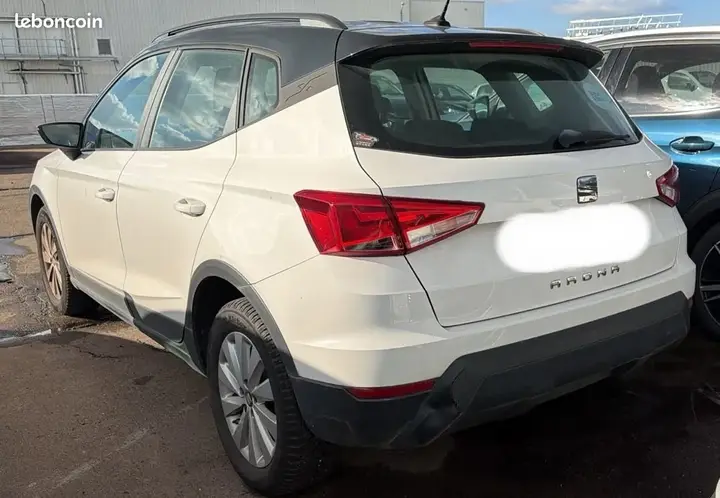 Seat Arona 2020 photo 3
