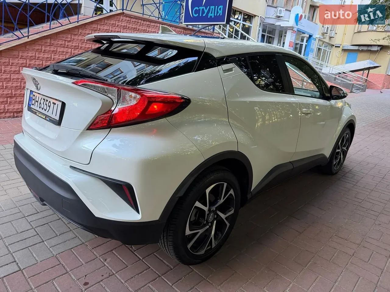 Toyota C-Hr 2017 photo 5