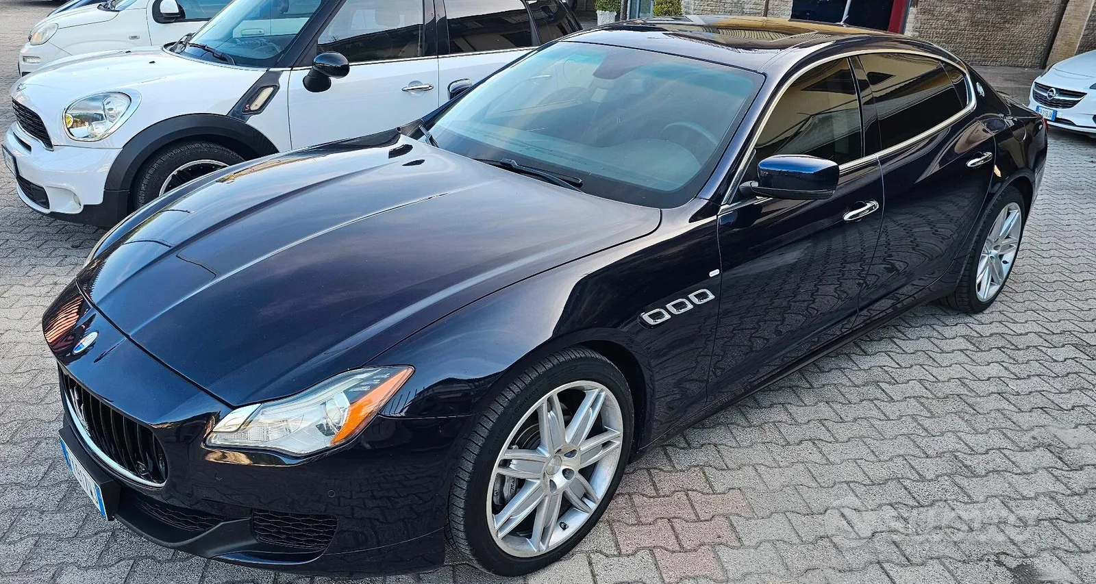 Maserati Quattroporte 2014 photo 2
