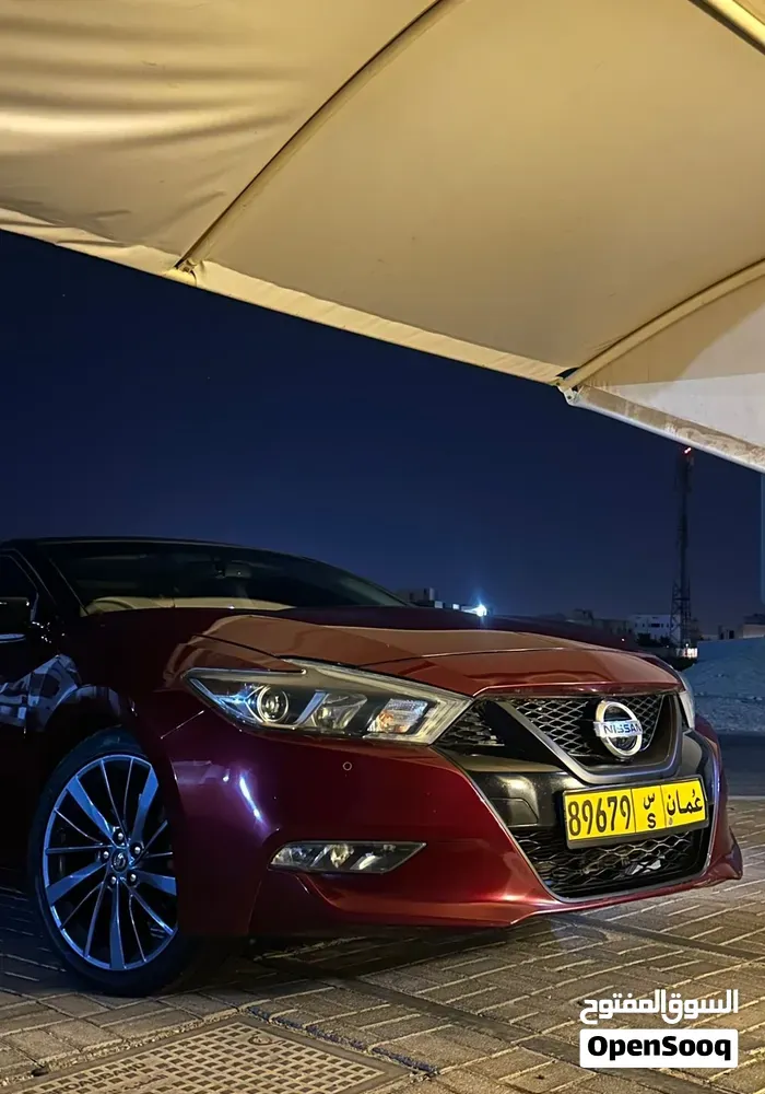 Nissan Maxima