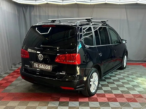 Volkswagen Touran 2015 photo 4