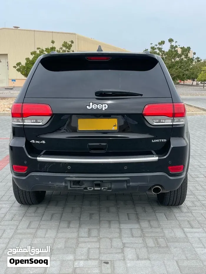Jeep Grand Cherokee 2017 photo 2