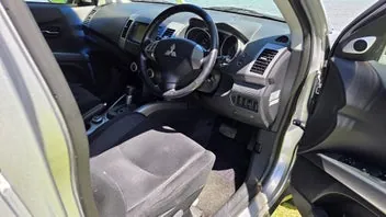 Mitsubishi Outlander 2007 photo 4