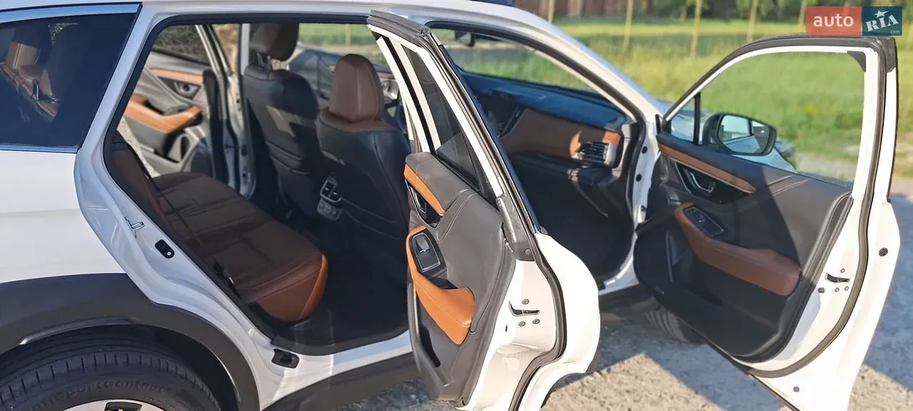 Subaru Outback 2024 photo 2