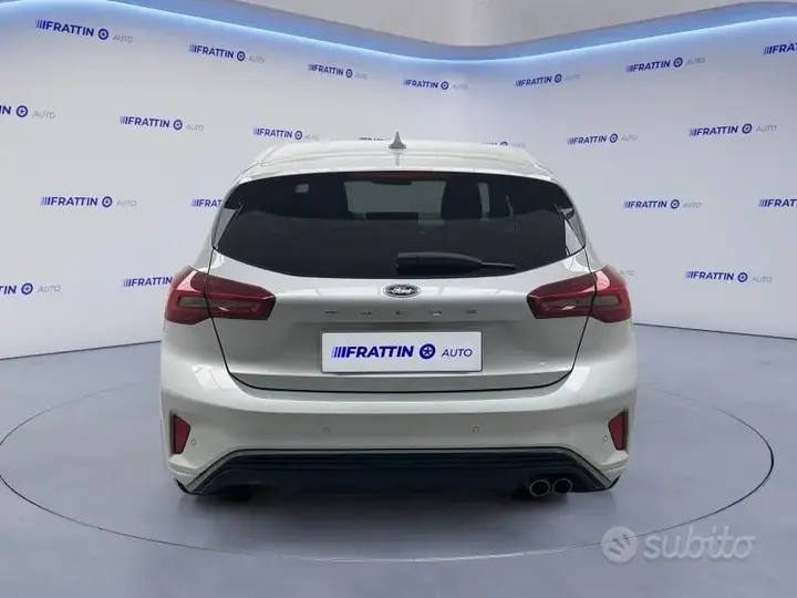 Ford Focus 2025 photo 4